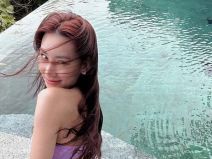 ดาว พิมพ์ทอง สาดซีนแซ่บ นุ่งบิกินี่ตัวจิ๋ว อวดหุ่นสับริมทะเลที่ภูเก็ต ขยี้ใจเอฟซีอีกแล้ว