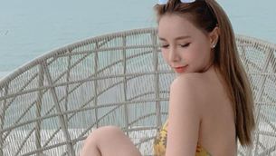 “ฟ้า ปัญชลีย์” เที่ยวทะเลเผยความมุมเซ็กซี่ท้าลมฝน