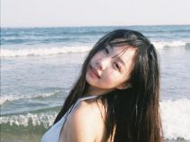 ตำนานช่างภาพสาวหน้าแบ๊ว แต่หุ่นสะบึม กลับมาฮอตอีกครั้ง รู้อายุถึงกับร้องโอ้โห