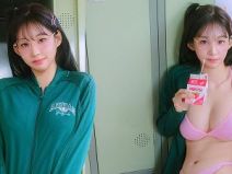 นางแบบเกาหลี ใส่เสื้อคลุมถ่ายแบบ พอถอดเสื้อแซ่บเกินต้าน